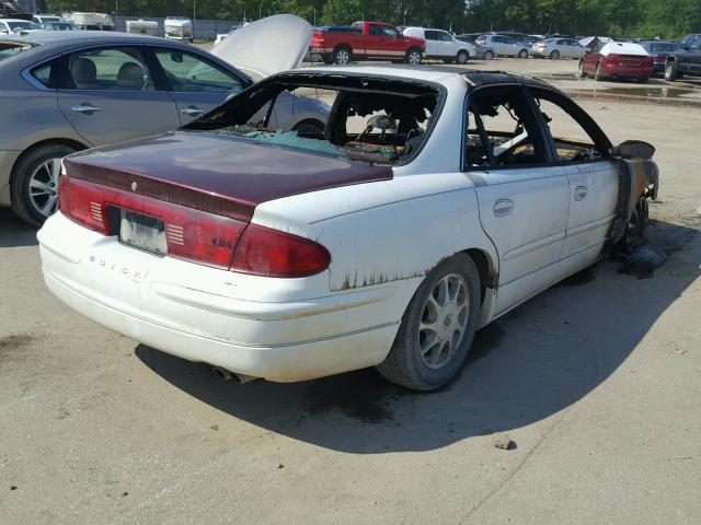 2G4WB52K5W1559522 - 1998 BUICK REGAL LS 白色 照片 4