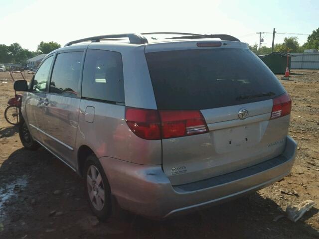 5TDZA23C55S335197 - 2005 TOYOTA SIENNA CE SILVER photo 3