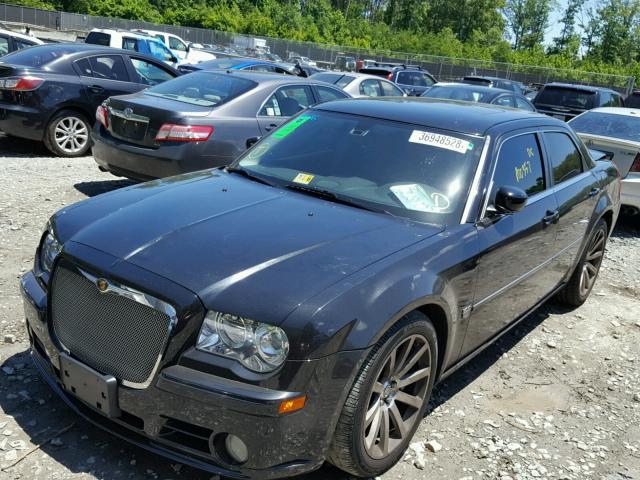 2C3LA73W67H861955 - 2007 CHRYSLER 300C SRT-8 BLACK photo 2