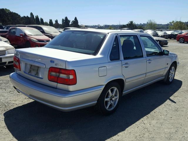 YV1LS55A2X2611680 - 1999 VOLVO S70 SILVER photo 4