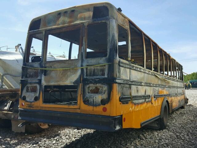 4UZABRDJ89CZ74158 - 2009 FREIGHTLINER CHASSIS B2 黄色 照片 4