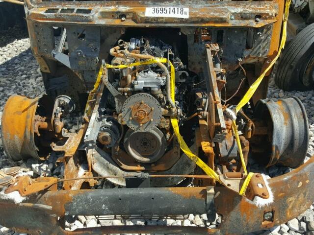 4UZABRDJ89CZ74158 - 2009 FREIGHTLINER CHASSIS B2 黄色 照片 7