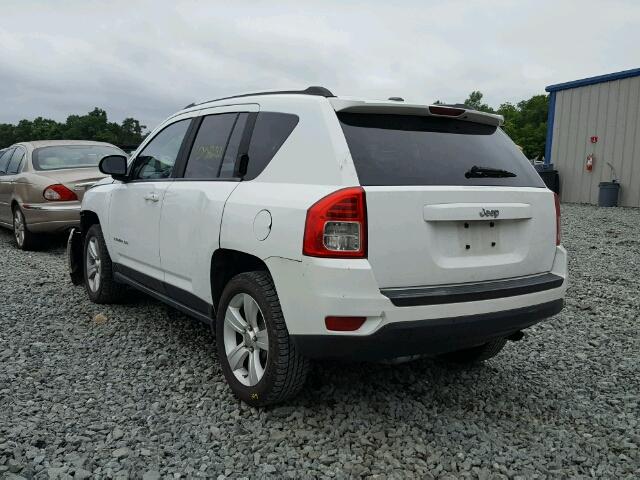 1C4NJCBA3CD627198 - 2012 JEEP COMPASS SP WHITE photo 3