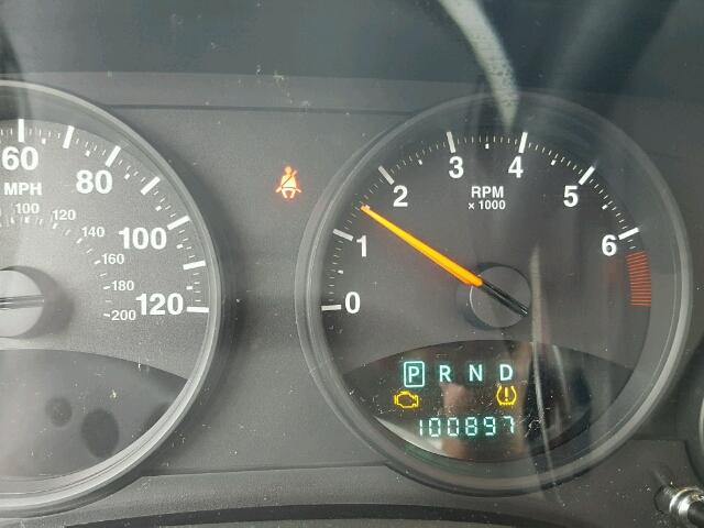 1C4NJCBA3CD627198 - 2012 JEEP COMPASS SP WHITE photo 8