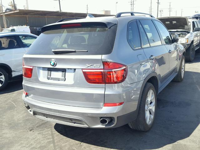 5UXZV4C51BL412466 - 2011 BMW X5 XDRIVE3 GRAY photo 4