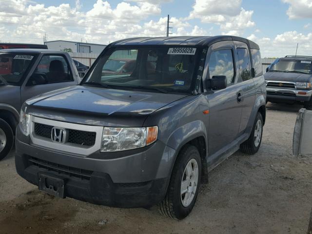 5J6YH1H3XBL000132 - 2011 HONDA ELEMENT LX GRAY photo 2