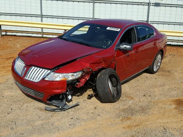 1LNHL9DR1BG605612 - 2011 LINCOLN MKS RED photo 2