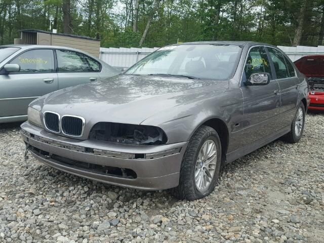 WBADT63402CH99029 - 2002 BMW 530 I AUTO GRAY photo 2