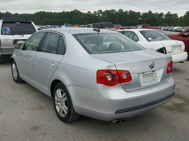 3VWSG71K35M642050 - 2005 VOLKSWAGEN NEW JETTA SILVER photo 3