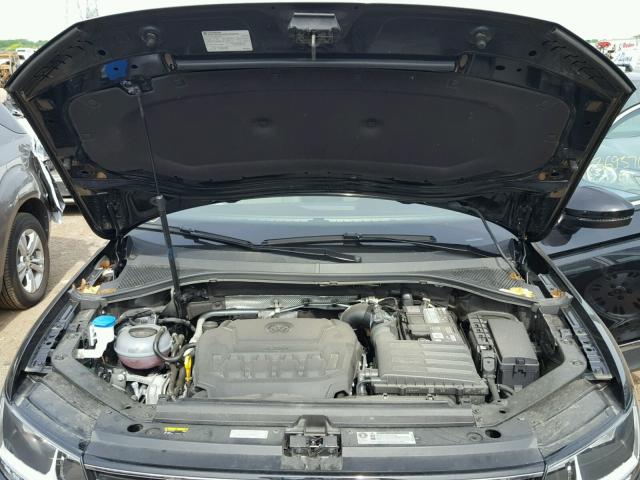 3VV3B7AXXJM005346 - 2018 VOLKSWAGEN TIGUAN SE Чорний фото 7
