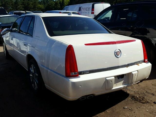 1G6KD57Y99U104825 - 2009 CADILLAC DTS WHITE photo 3