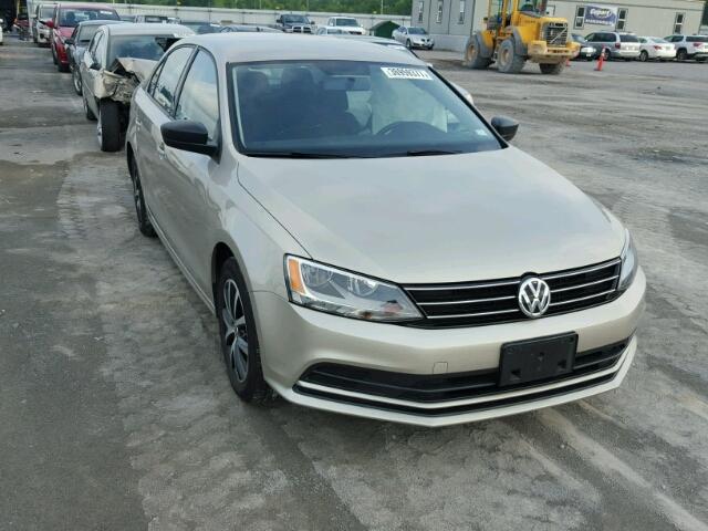 3VWD67AJ2GM208160 - 2016 VOLKSWAGEN JETTA SE TAN photo 1