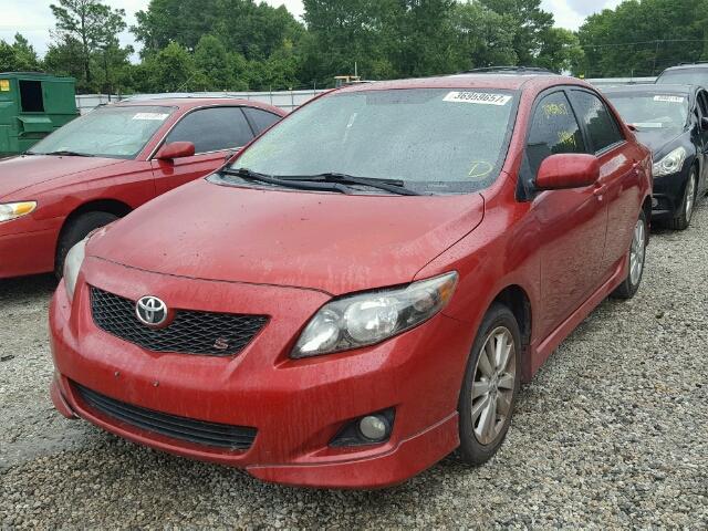 2T1BU4EE9AC462847 - 2010 TOYOTA COROLLA BA RED photo 2