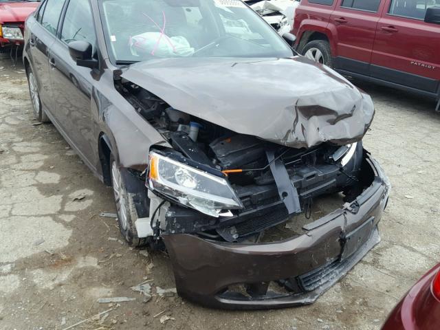 3VW2K7AJ3CM465762 - 2012 VOLKSWAGEN JETTA BASE 棕色 照片 9