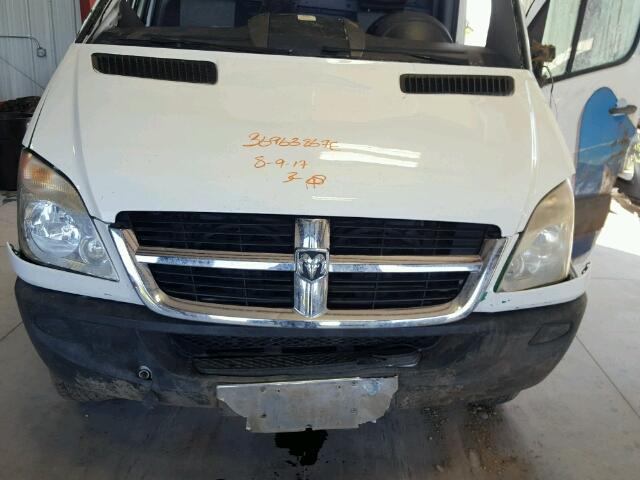 WD0PE745185301056 - 2008 DODGE SPRINTER 2 WHITE photo 7