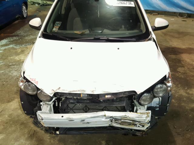 1G1JA5SH5E4148865 - 2014 CHEVROLET SONIC LS 白色 照片 7