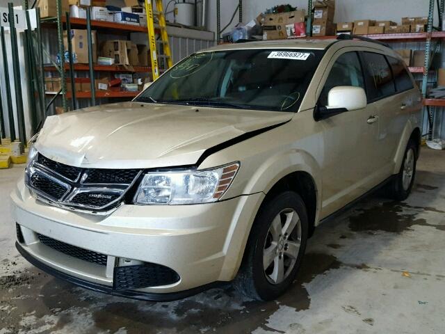 3D4PG1FG9BT520727 - 2011 DODGE JOURNEY MA GOLD photo 2