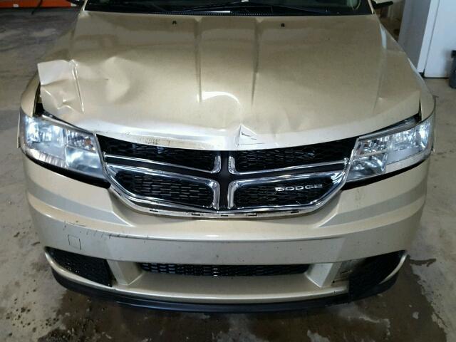 3D4PG1FG9BT520727 - 2011 DODGE JOURNEY MA GOLD photo 9