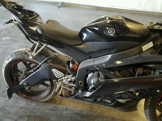 JYARJ12E26A006920 - 2006 YAMAHA YZFR6 L BLACK photo 9