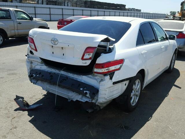 4T1BF3EK8BU760901 - 2011 TOYOTA CAMRY BASE WHITE photo 4