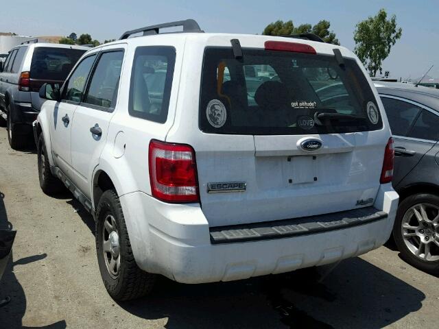 1FMCU02Z48KB77871 - 2008 FORD ESCAPE XLS WHITE photo 3