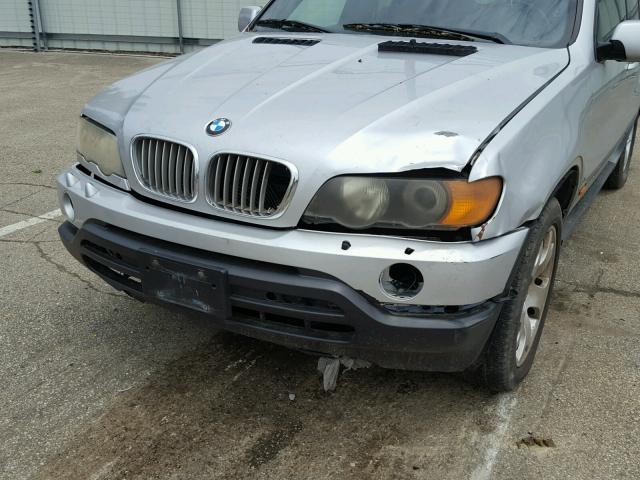 WBAFB33501LH06866 - 2001 BMW X5 4.4I SILVER photo 9