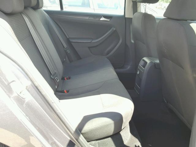 3VW1K7AJ2FM269232 - 2015 VOLKSWAGEN JETTA BASE 石墨色 照片 6