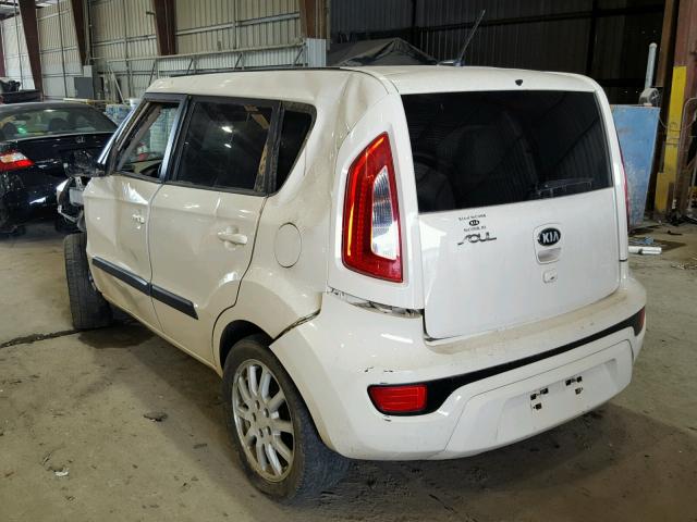 KNDJT2A66D7758643 - 2013 KIA SOUL + WHITE photo 3