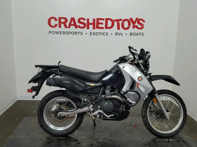 JKAKLEE18BDA37014 - 2011 KAWASAKI KL650 E SILVER photo 1