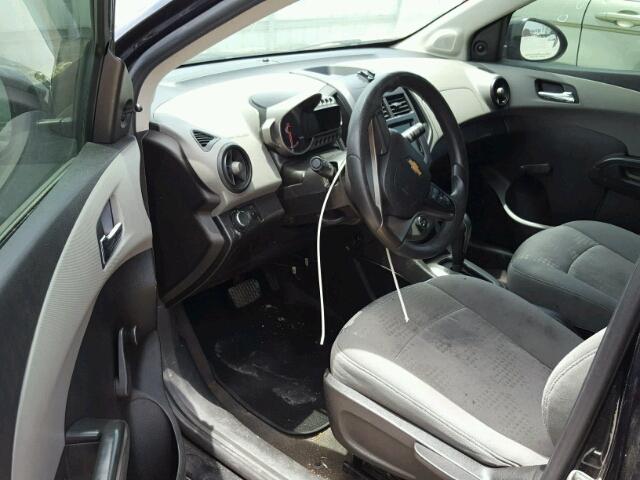 1G1JA5SH2D4109584 - 2013 CHEVROLET SONIC LS 黑色 照片 9