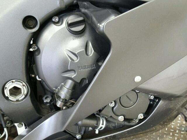 JYARJ12E07A016119 - 2007 YAMAHA YZFR6 GRAY photo 5