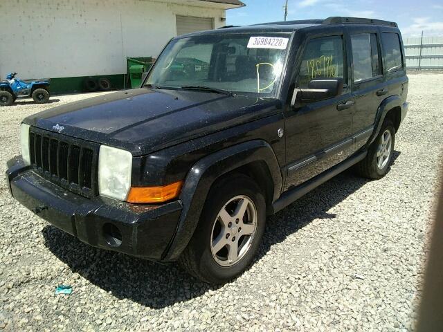 1J8HG48N86C127245 - 2006 JEEP COMMANDER BLACK photo 2
