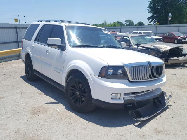 5LMFU27515LJ13157 - 2005 LINCOLN NAVIGATOR 黑色 照片 1