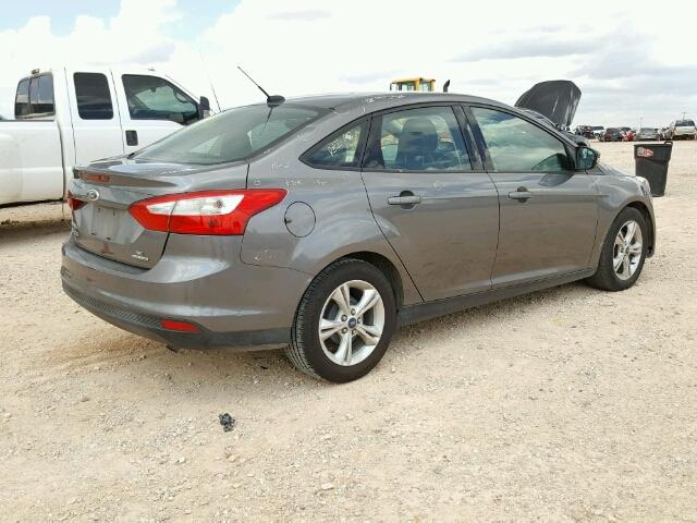 1FADP3F22EL117713 - 2014 FORD FOCUS SE CHARCOAL photo 4