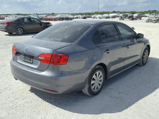 3VW2K7AJ3EM230801 - 2014 VOLKSWAGEN JETTA BASE 灰色 照片 4
