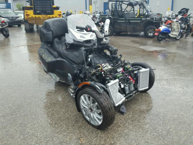 2BXNBDD17EV001449 - 2014 CAN-AM SPYDER ROA BLACK photo 1