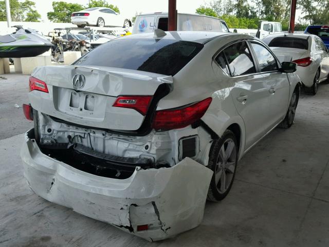 19VDE2E50EE000672 - 2014 ACURA ILX 24 PRE WHITE photo 4
