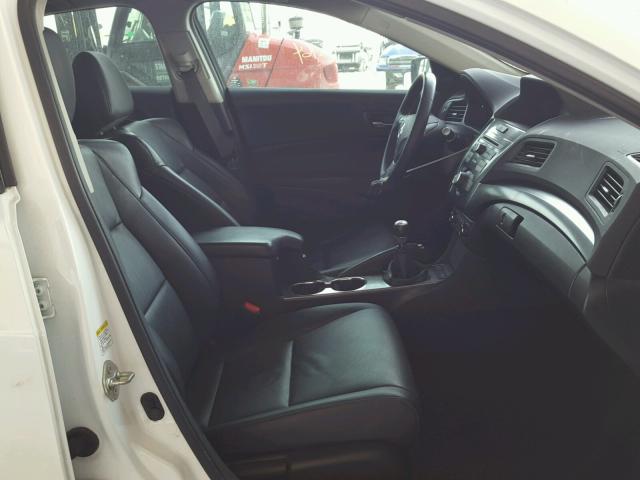19VDE2E50EE000672 - 2014 ACURA ILX 24 PRE WHITE photo 5