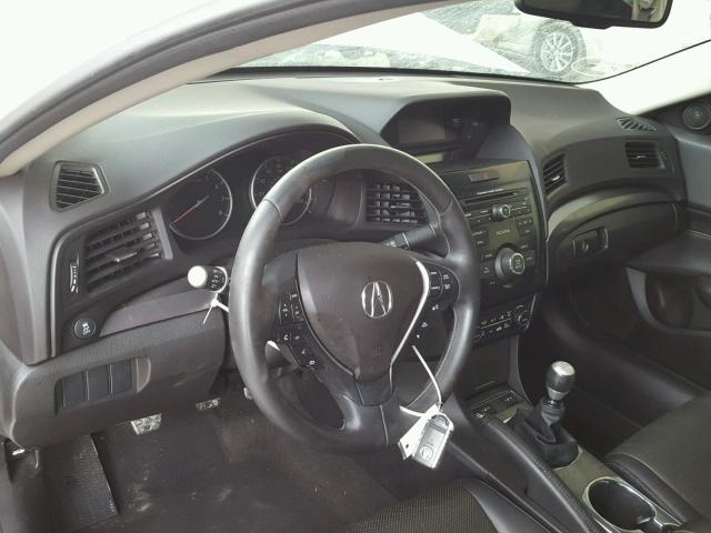 19VDE2E50EE000672 - 2014 ACURA ILX 24 PRE WHITE photo 9