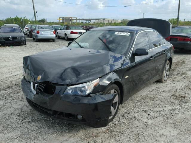 WBANF73557CU25465 - 2007 BMW 530 XI BLACK photo 2