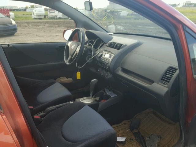 JHMGD38677S058407 - 2007 HONDA FIT S ORANGE photo 5