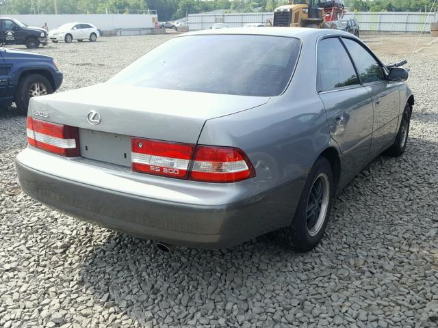 JT8BF28G1Y0278372 - 2000 LEXUS ES 300 GRAY photo 4