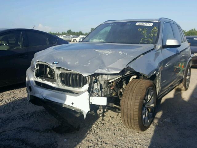 5UXKS4C58J0Y18335 - 2018 BMW X5 XDRIVE3 SILVER photo 2