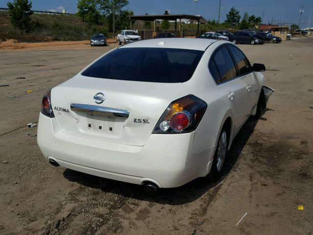 1N4AL2AP9AN452784 - 2010 NISSAN ALTIMA BAS WHITE photo 4