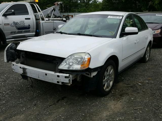 1FAHP27106G138507 - 2006 FORD FIVE HUNDR WHITE photo 2