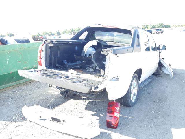 3GNNCFE07AG236562 - 2010 CHEVROLET AVALANCHE WHITE photo 4