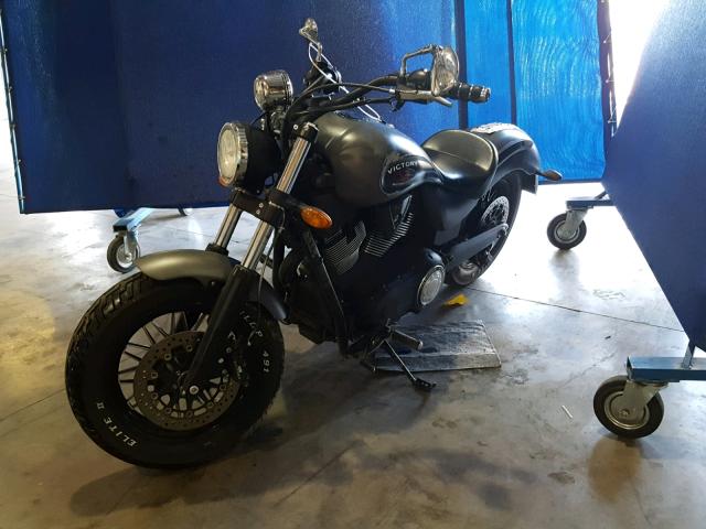 5VPLB36N1F3039703 - 2015 VICTORY MOTORCYCLES GUNNER Boz foto 2