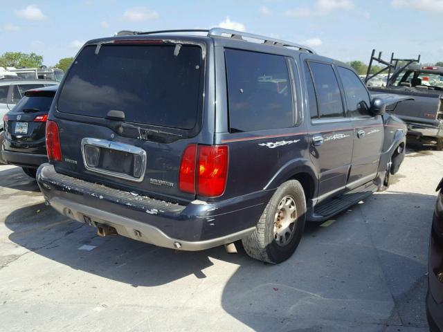 5LMPU28A6YLJ14325 - 2000 LINCOLN NAVIGATOR BLUE photo 4