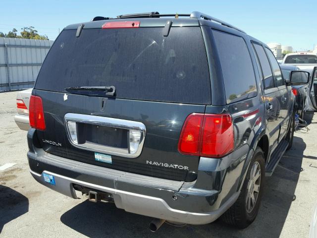 5LMFU28RX3LJ03144 - 2003 LINCOLN NAVIGATOR Schwarz Foto 4
