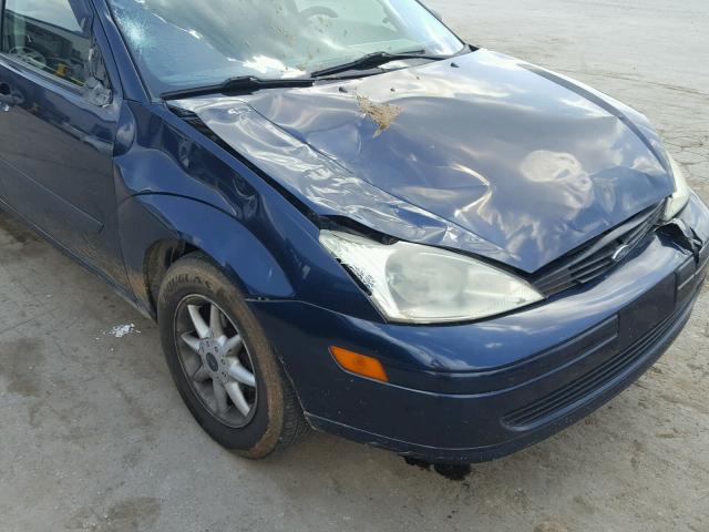 1FAFP33PX1W376063 - 2001 FORD FOCUS LX BLUE photo 9